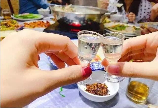 秋冬为什么适合喝白酒