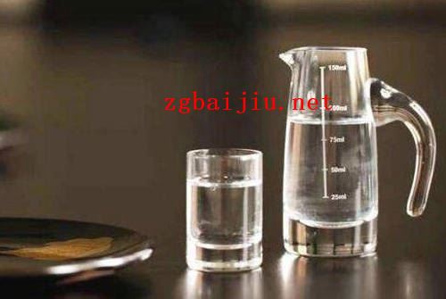 十八酒坊46度蓝钻价格-十八酒坊酒有多少品种