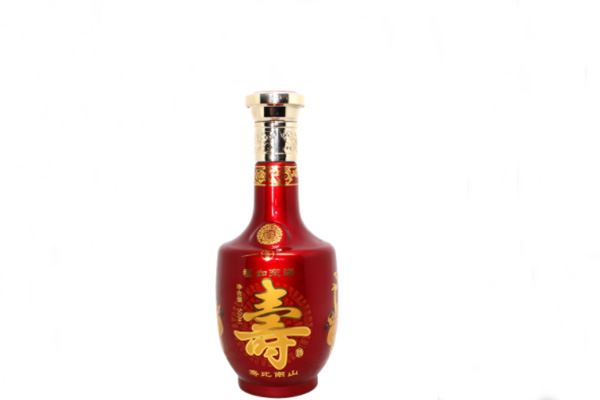 长辈祝寿送什么酒呢?选择定制酒,即有特色又有创意