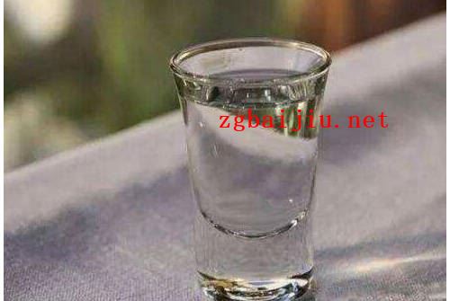 泸州马勺脸谱酒价格，脸马谱勺酒价格42度