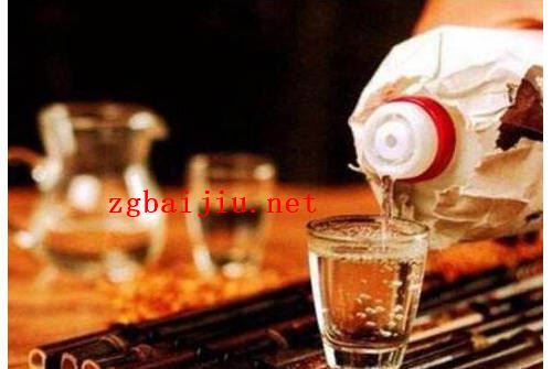 万世康西凤酒45度凤香型价格,西凤酒价格表45度999