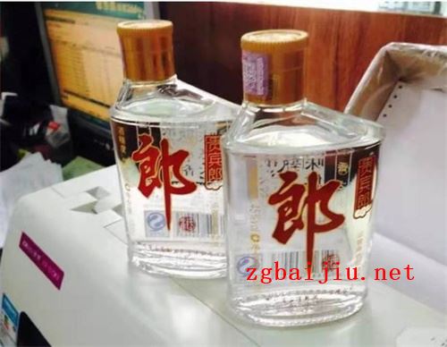 西凤酒凤香醇45度价格,中华老字号西凤酒10年多少钱45度