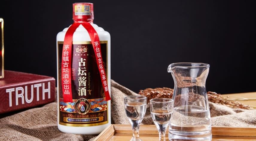 53vol古坛酱酒500ml酱香型白酒的特色与口感及多少价格?