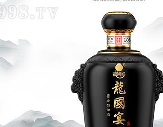 酱香型白酒好喝吗？为何他们弃众酒独宠酱香？