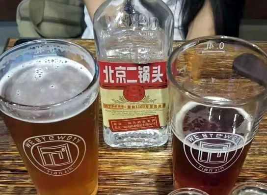 酒吧有没有用到白酒,酒吧很少使用白酒是什么原因