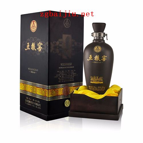 52度2012年五粮液五粮窖黑釉瓶浓香型白酒500ml一般是多钱