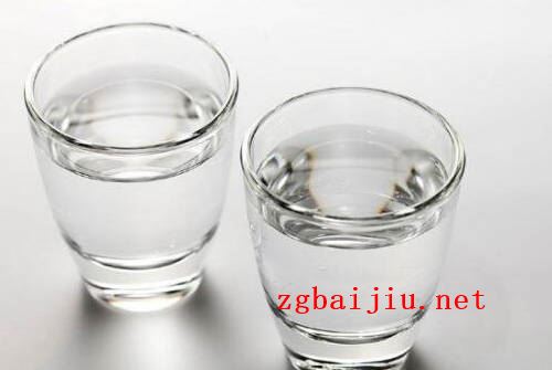 济南趵突泉酒多少钱-50趵突泉白酒价格表一览
