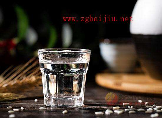 白酒降度用什么水?有什么讲究